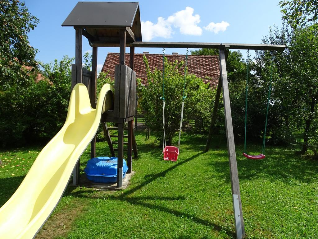 Landlust-Ferienhaus Am Rosenhof Hartberg Eksteriør billede